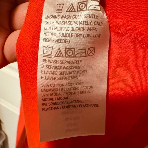 Isaac Mizrahi Red Peplum Short Sleeve Top - Picture 7 of 9